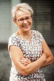 Frau Sylvia Löffler
